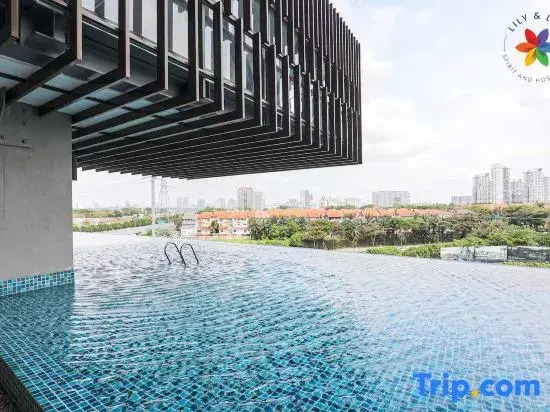 Lumi @ Tropicana PJ | GolfClub |Balcony| 5 pax