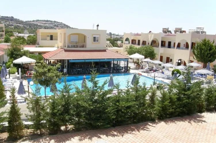 Chrysanthi Studios & Apartments