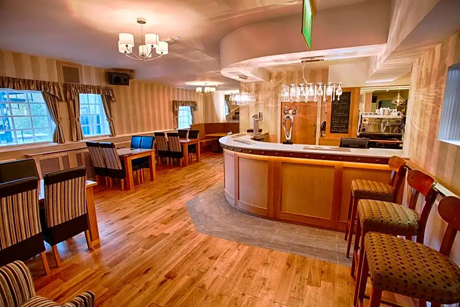 The Elephant & Castle Hotel