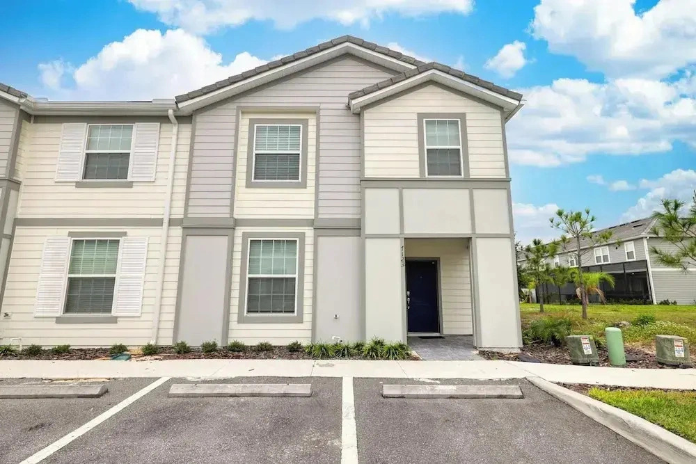 5 Bed Luxury Solterra Resort Holiday Home
