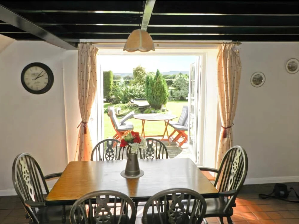 Woodlands Cottage