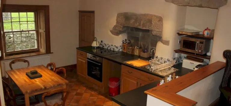The Manifold Inn Hotel