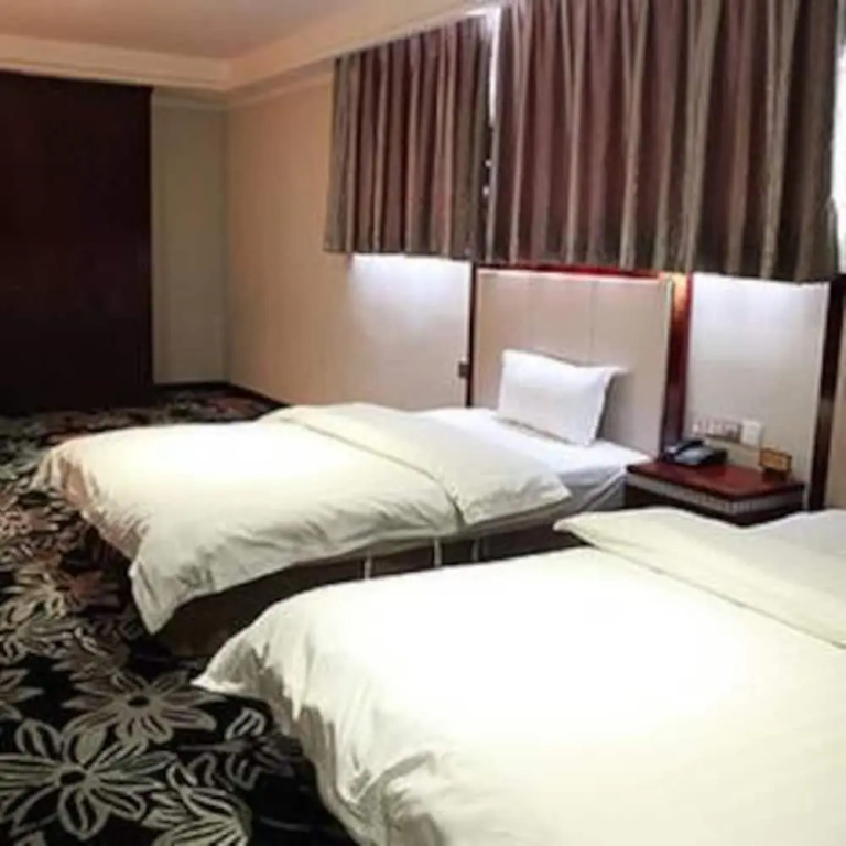 Longxiang Hotel