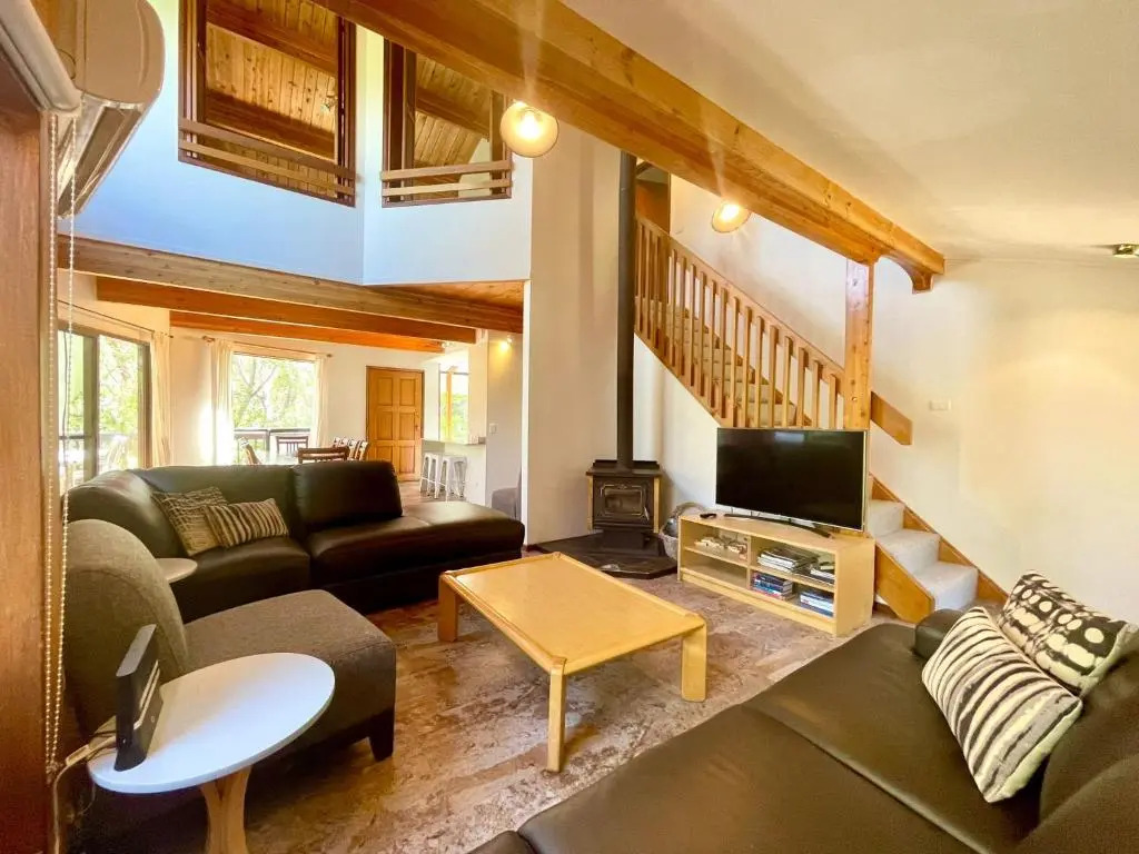 Sublime Cedar Lodge Leura