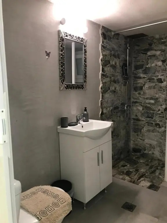 georgia’s cozy rooms #7 city centre