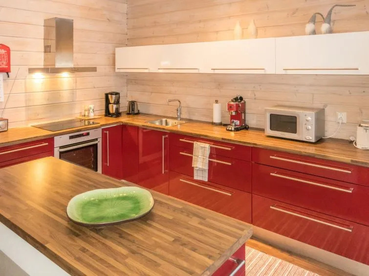 Holiday Home Luoston karpalo