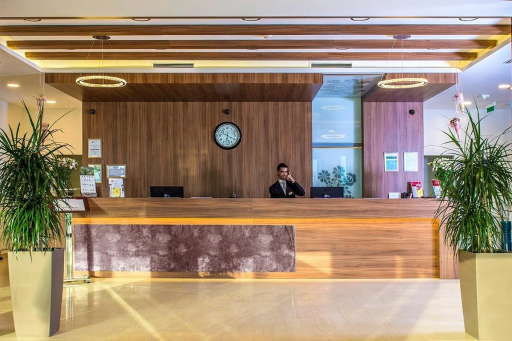 Castellum Hotel Hollókő