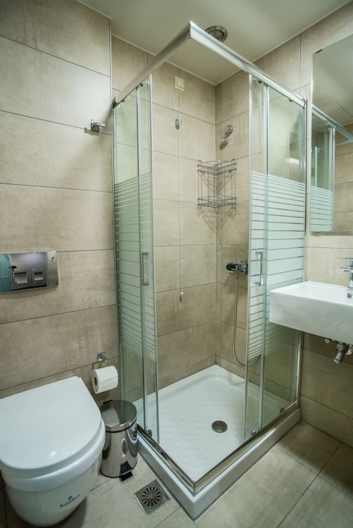 Argo Hotel Piraeus