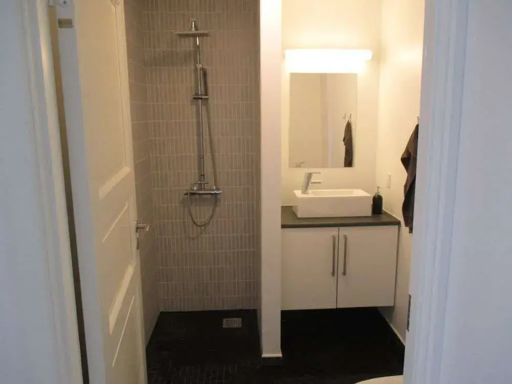 White House Hotel Apartments
