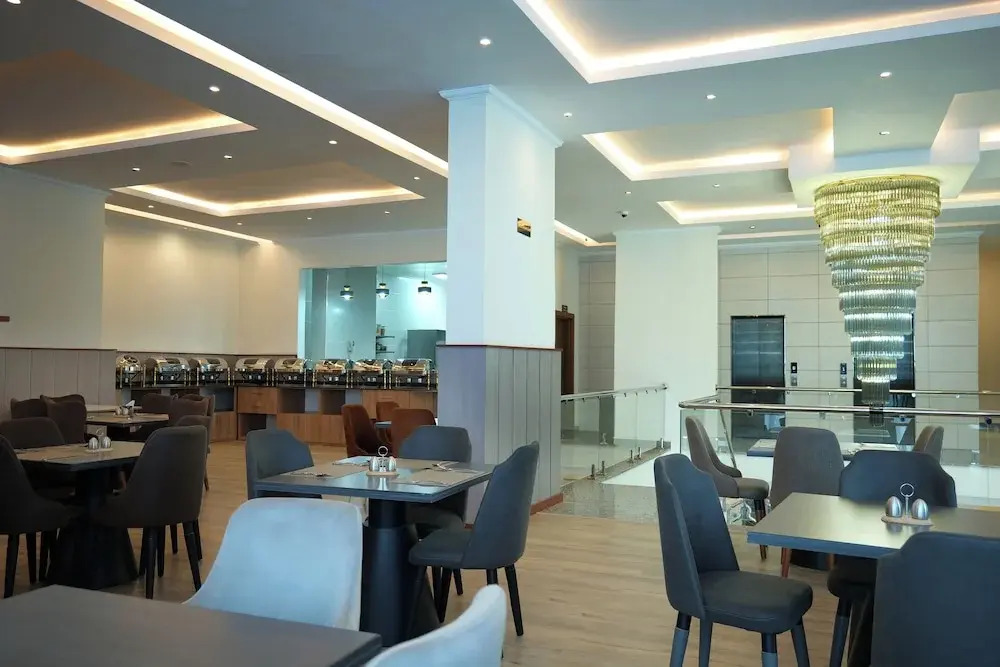 Crescent International Hotel