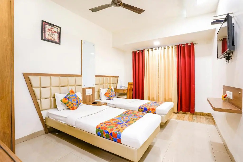 Hotel Candor Amigo Kamothe Panvel