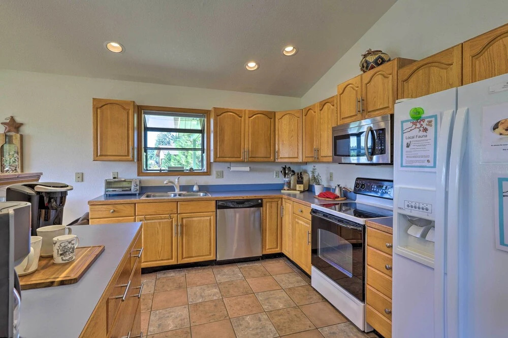 Ski, Soak & Explore! Spacious Pagosa Springs Home