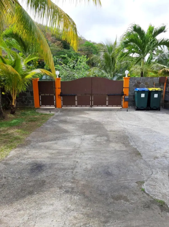 Bungalow With one Bedroom in Le Robert, With Shared Pool, Furnished Garden and Wifi