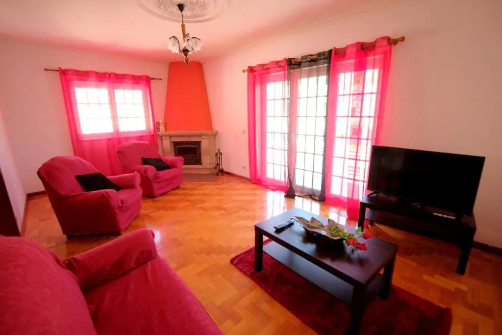 Spacious house in Santa Maria da Feira - 220 m² with city view