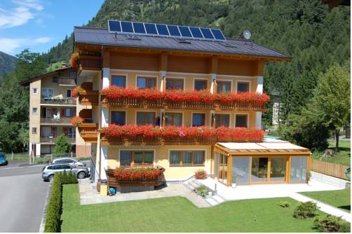 Haus Schafflinger "Das Nichtraucherhaus"