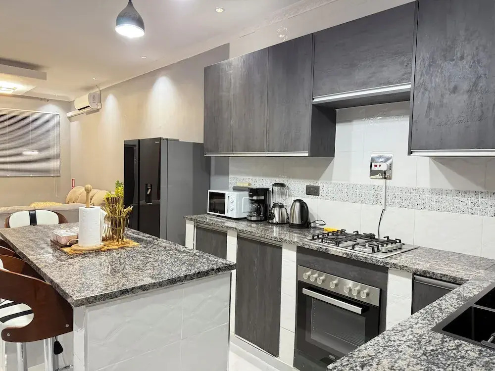 Stand Alone Executive 2BR Villa in Emerald Hill Estate Move In Ready All Comfort