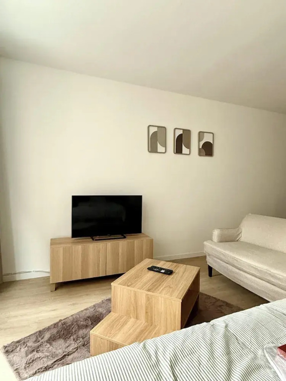 Studio moderne au coeur Saint Adalbert