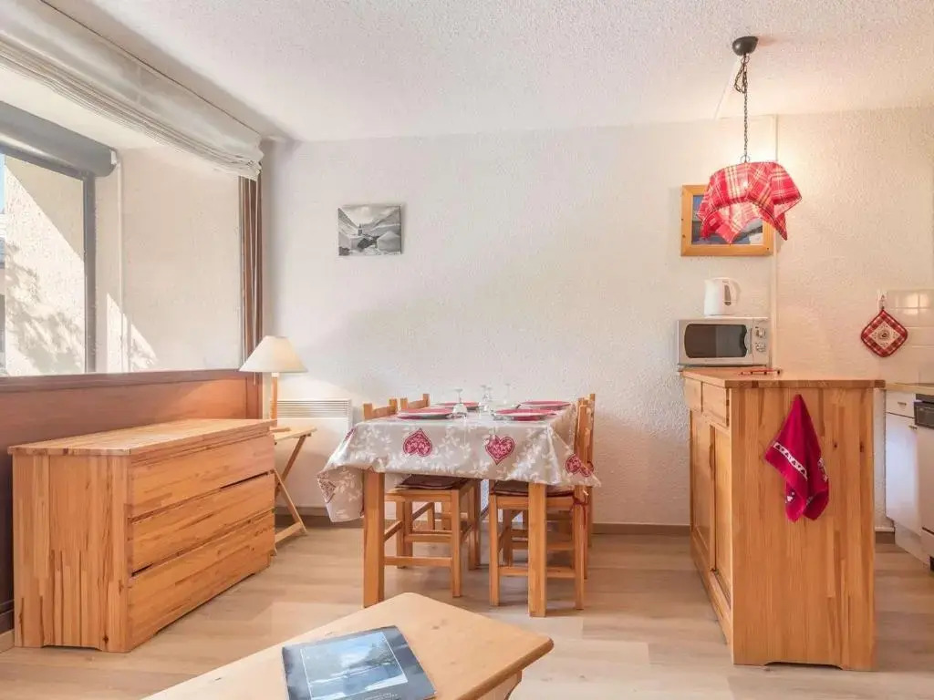 Appartement Montgenèvre, 2 pièces, 6 personnes - FR-1-330D-32