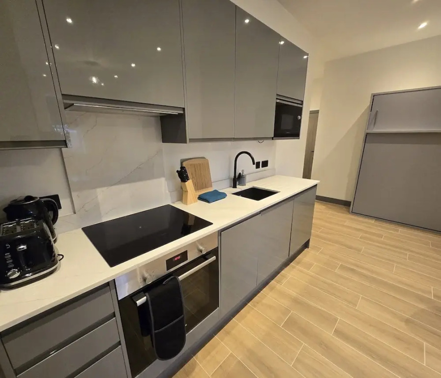 Finchley Stylish 1-Bed | Great Location