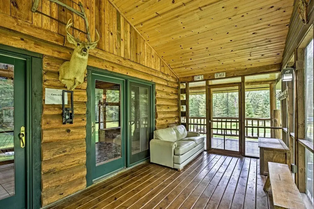 Scenic Cabin on 2 Acres Near Lake Holcombe Marina!
