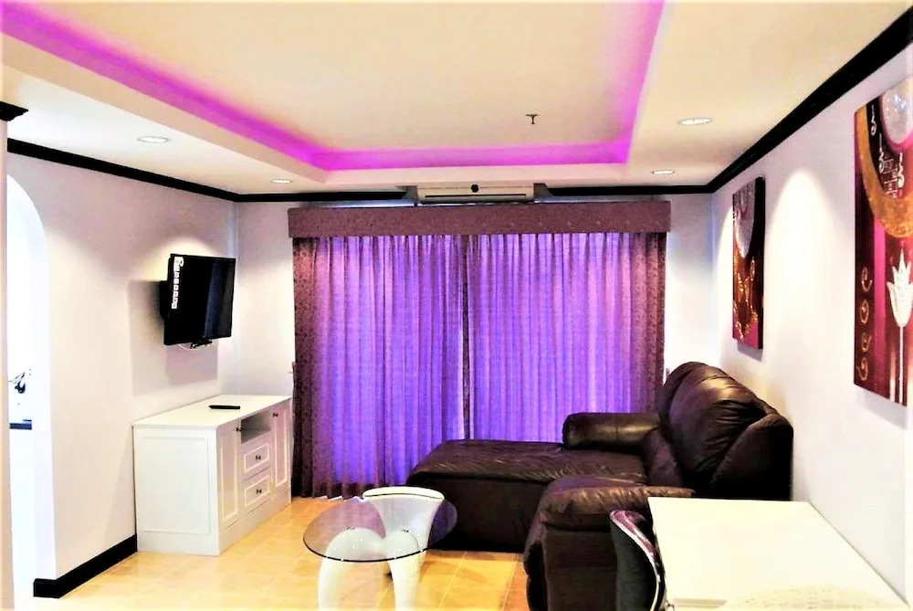 1 bed Luxury Condo Jomtien
