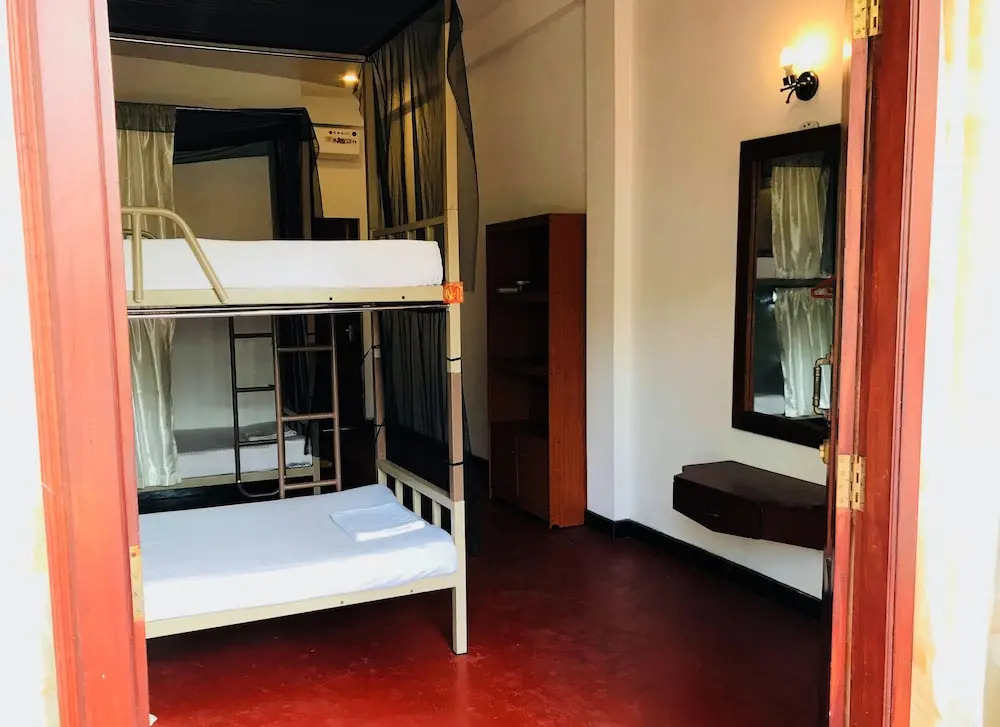 Space Garden Hostel Mirissa - Adults Only