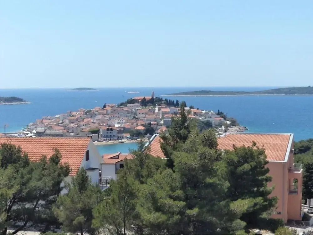 Šara - Free Parking - A2