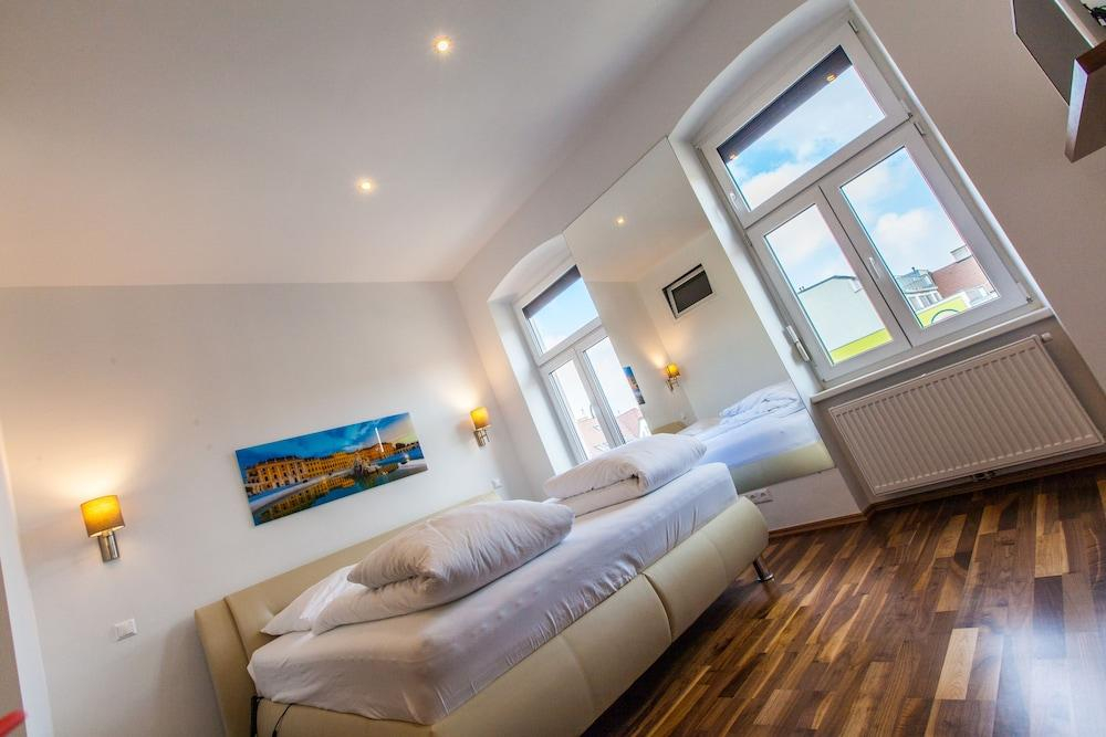 Vienna City Suites