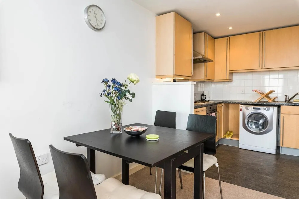 Fantastic 1 Bed Flat Stratford