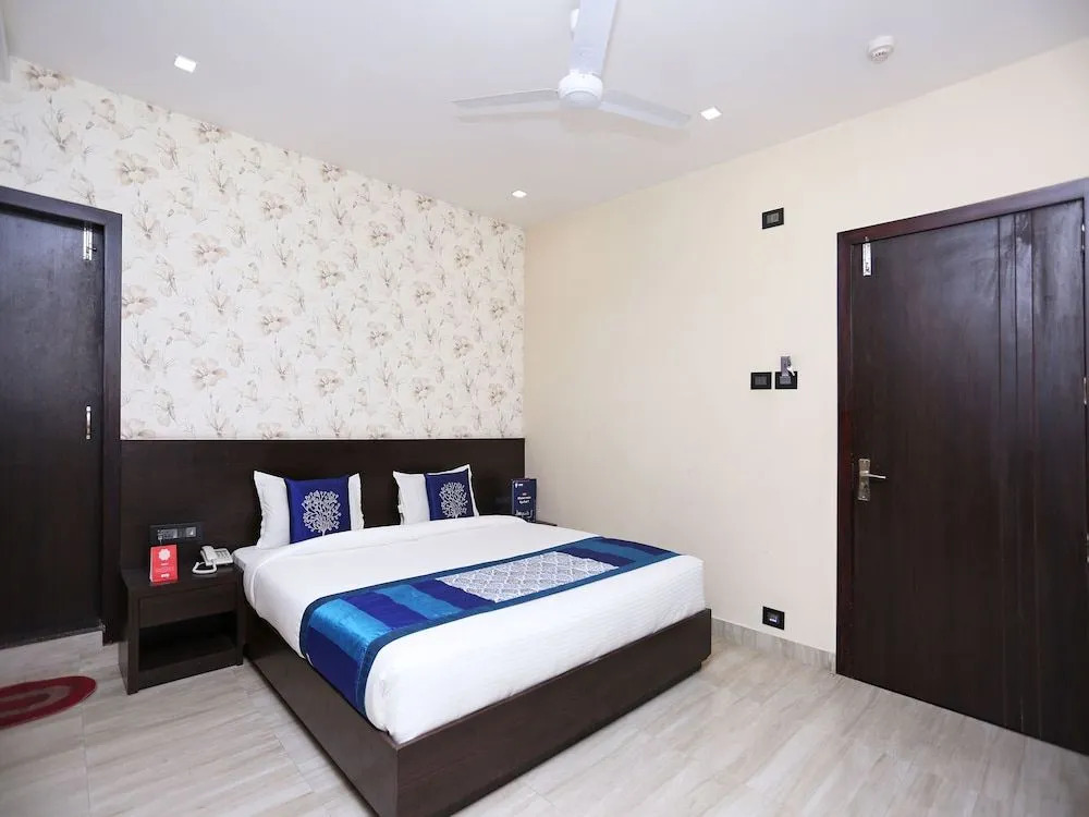 CAPITAL O 10292 Niharika Guest House