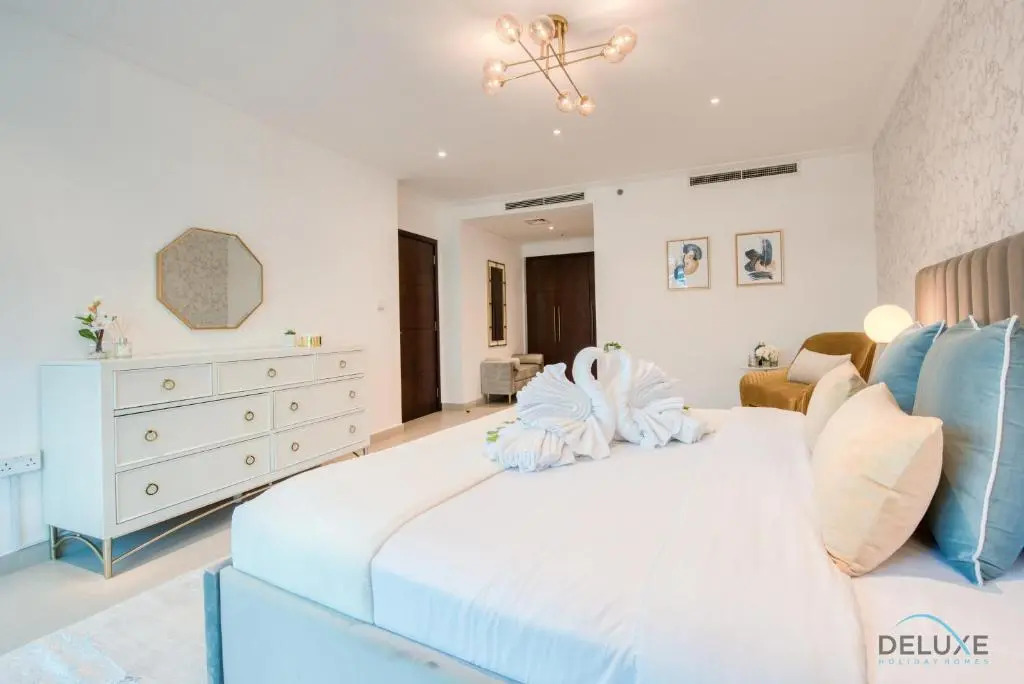 Stunning 1BR in Marina Promenade Dubai Marina by Deluxe Holiday Homes