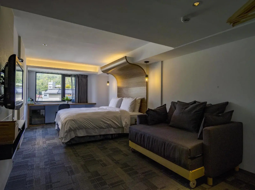 Watermark Hotel
