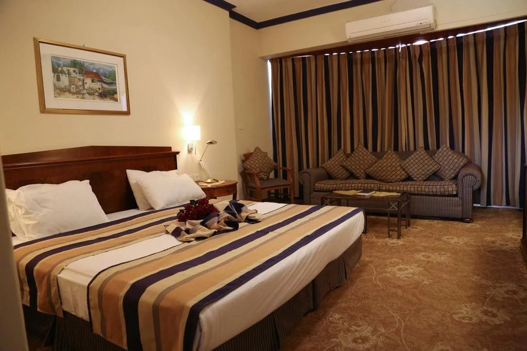 Shepherd Hotel