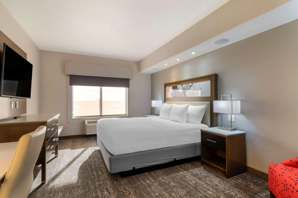 Best Western Premier Liberty Inn & Suites