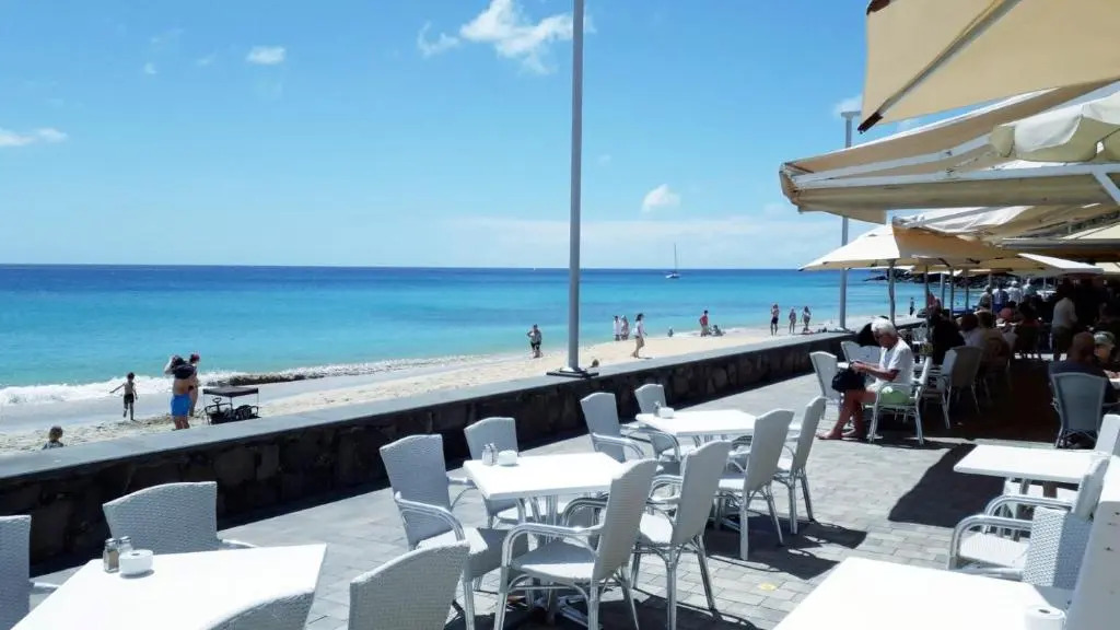 beach at 250 m, ocean view, 2 bedrooms, Wi-Fi
