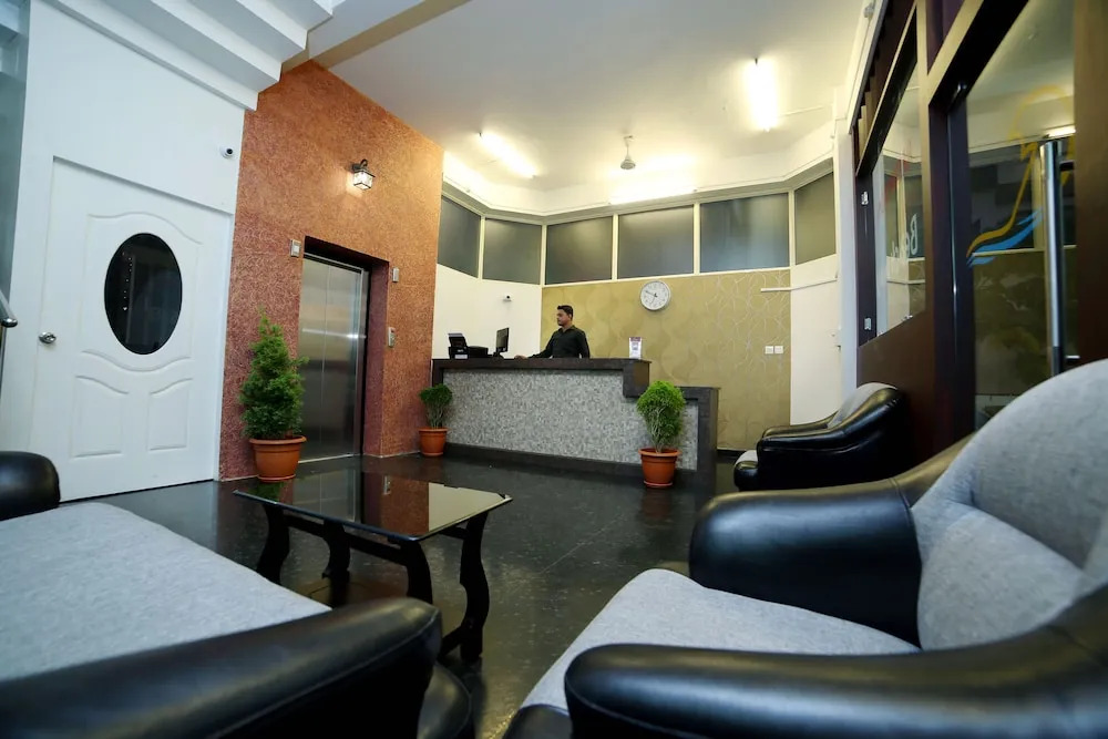 Beachway Hotel