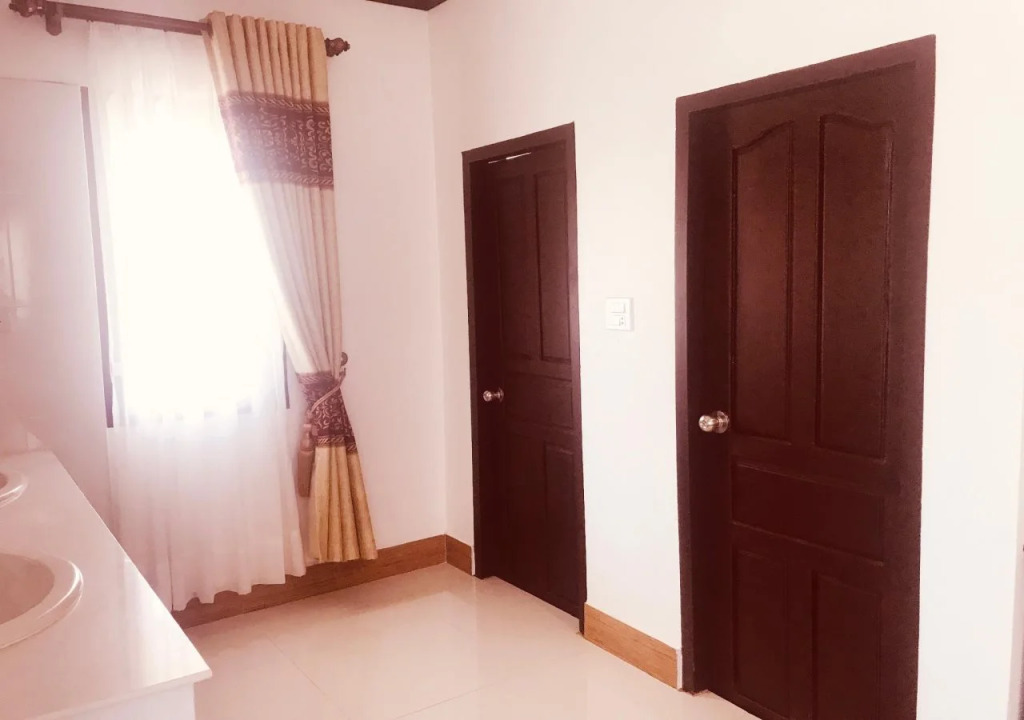Khung City Hotel