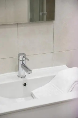 4U Lisbon Airport Suites