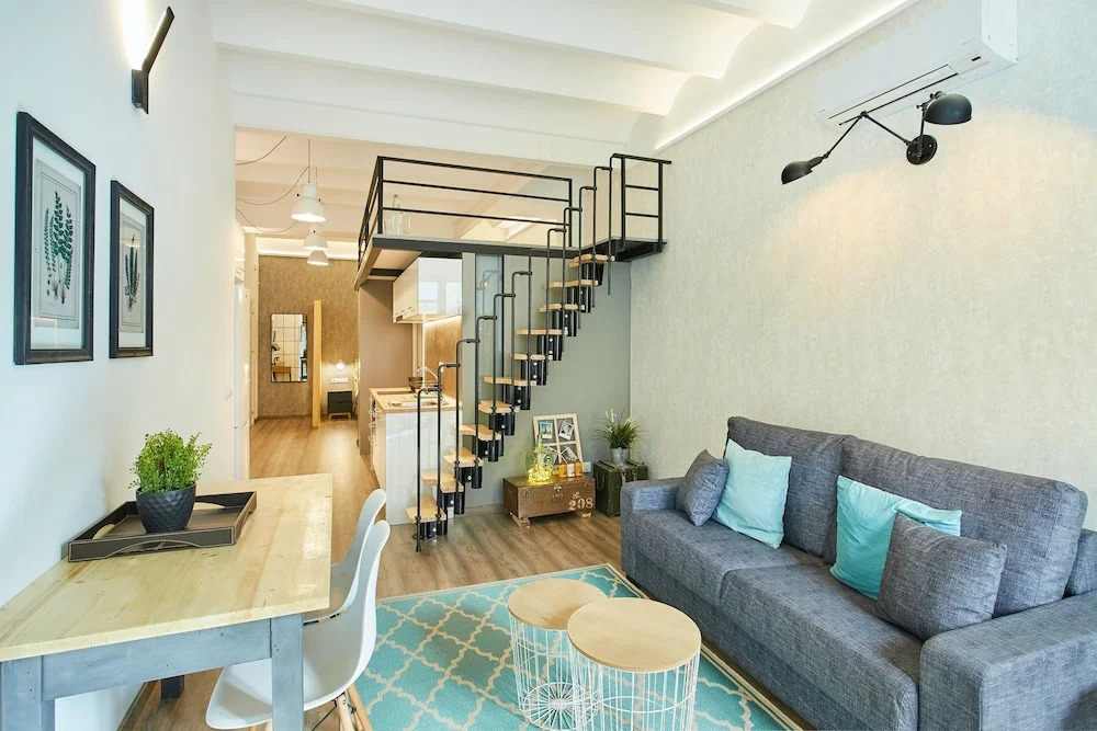 Urban District Apartments - Barcelona Smart Vintage Lofts and Apartments