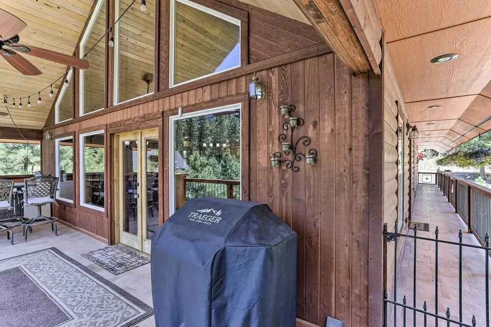 Updated Garden Valley Home w/ Fire Pit & Game Room