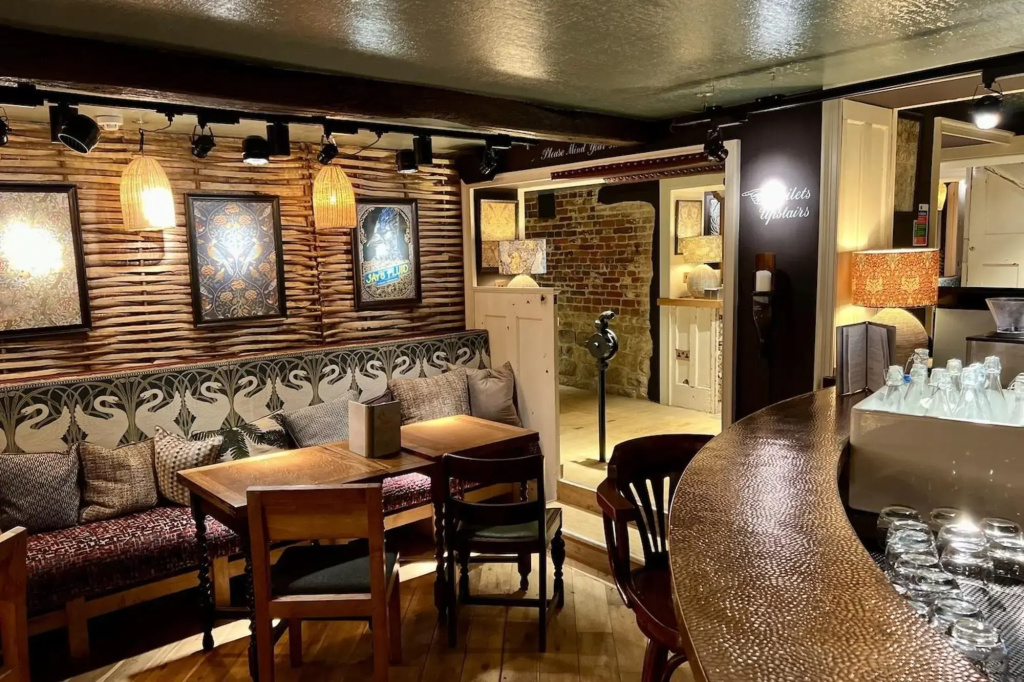 The Swan Inn