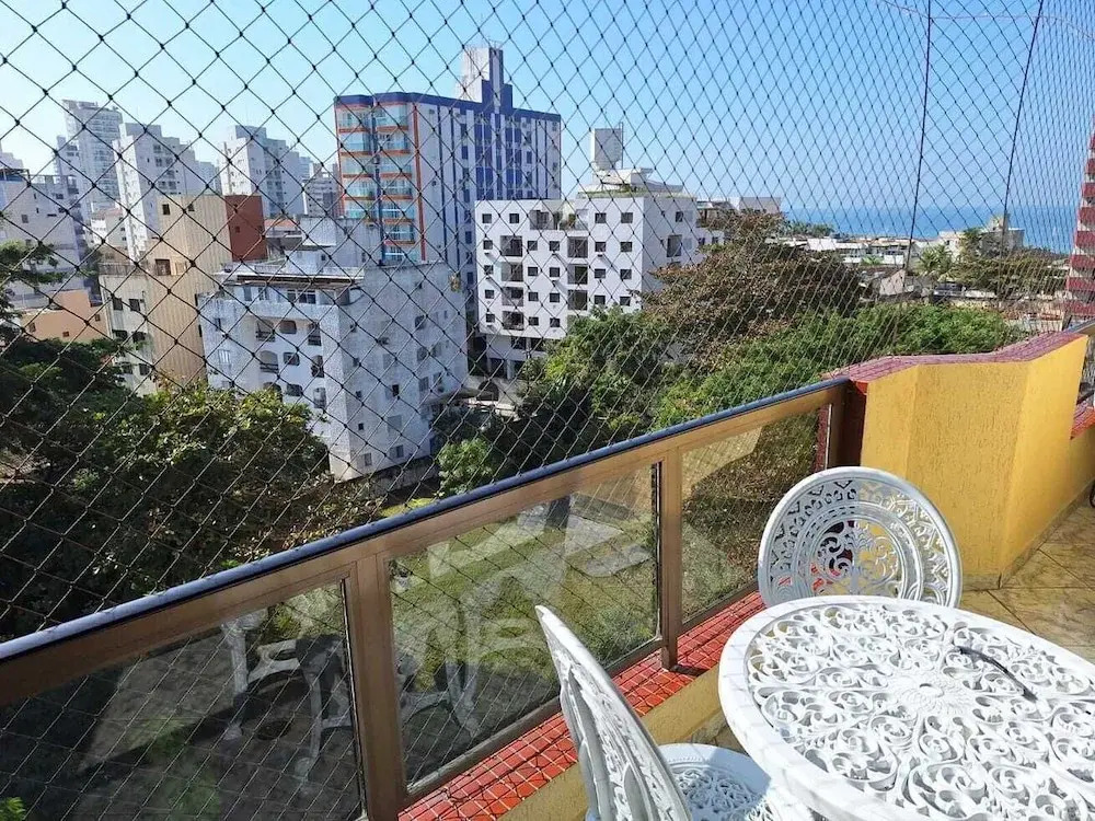 Apto pet Friendly c Wifi a 350m da Praia do Tombo