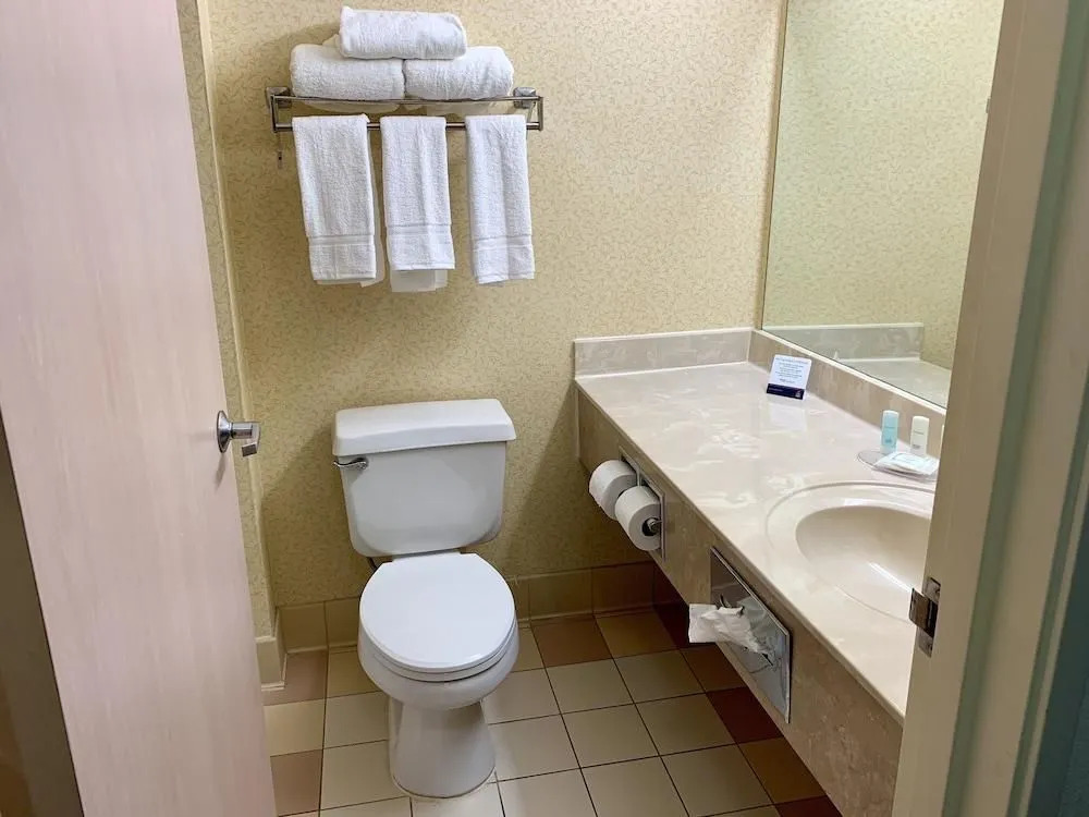 Clarion Inn