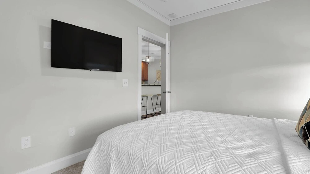 2 Units w/ Free Parking Walkable Historic District The Juliette by Avantstay