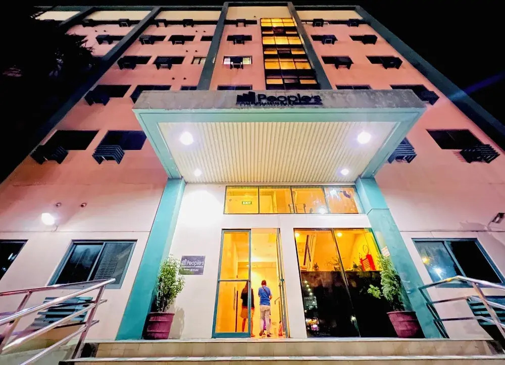 Hubomoto People's Suite