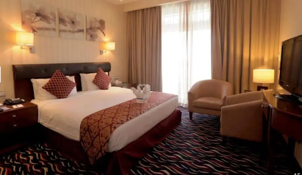 Gorgeous 1- Bed Apartment Near Mall of Emirates