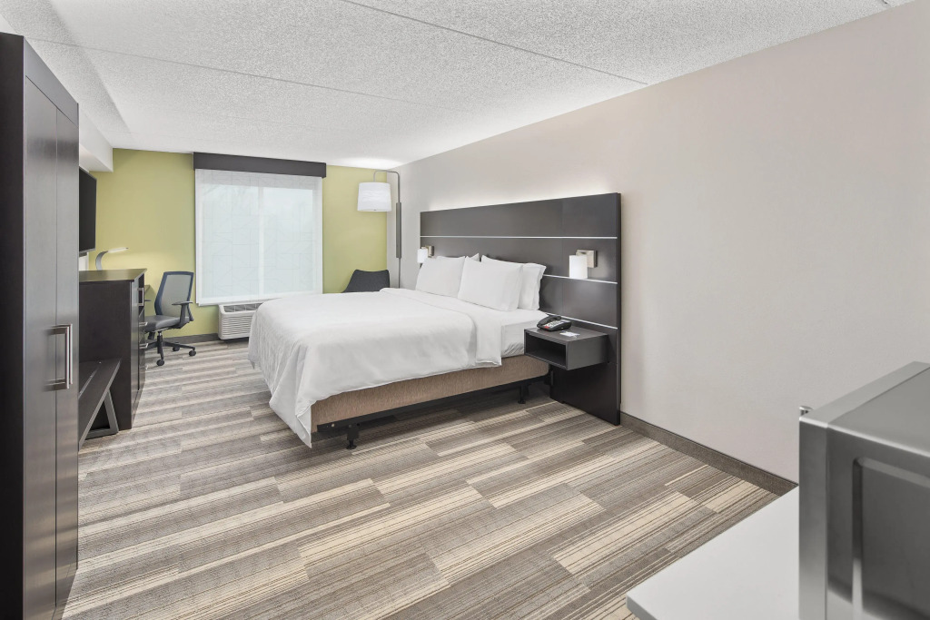Holiday Inn Express & Suites Greenville-I-85 & Woodruff Rd by IHG