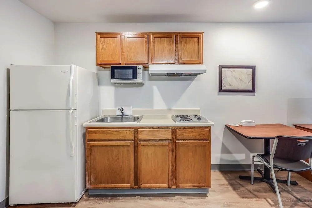 WoodSpring Suites Tallahassee East
