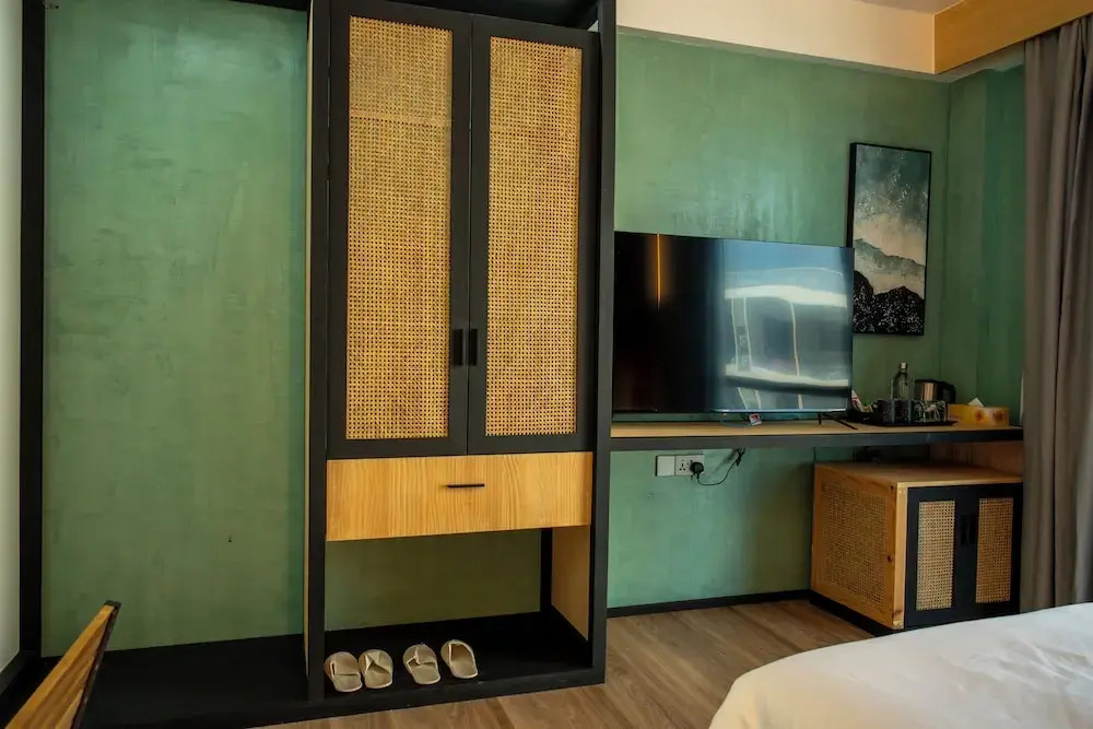 Athiri Residence Dhiffushi