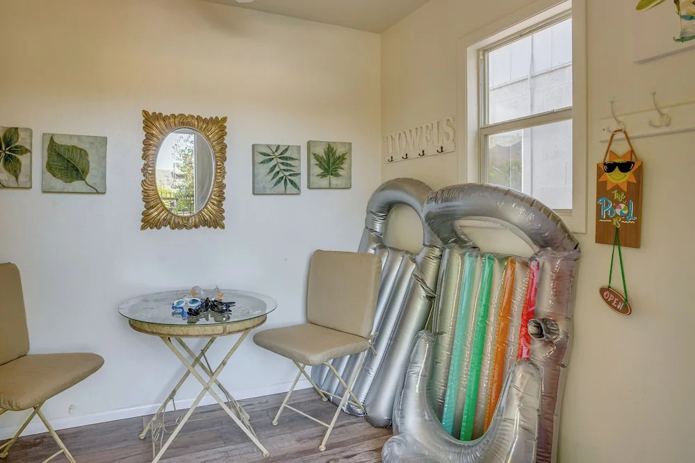 Saltwater Pool! Family Gem Near Hurricane Harbor